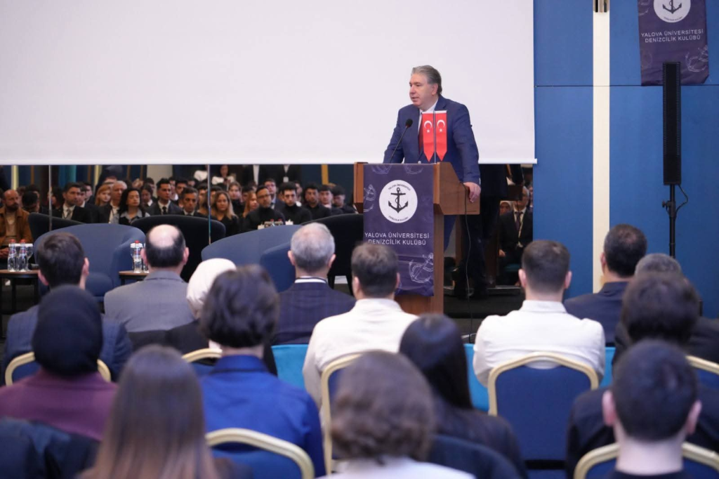 Yalova Üniversitesi’nde Denizcilik Kariyer Günü Yoğun İlgi Gördü