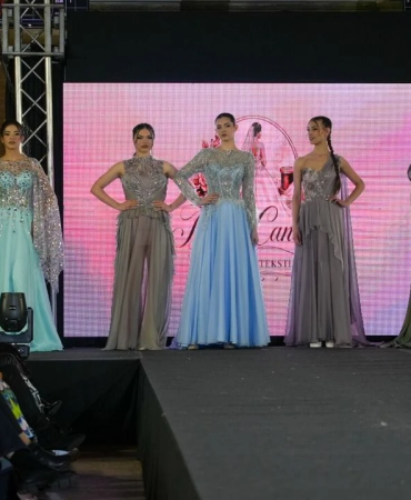 Büşra Canay, Ruse Moda Haftası’nda Abiye Koleksiyonuyla Büyüledi