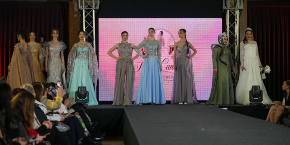 Büşra Canay, Ruse Moda Haftası’nda Abiye Koleksiyonuyla Büyüledi