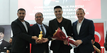 CHP’DEN ÇİFTLİKKÖY’DE DAYANIŞMA GECESİ