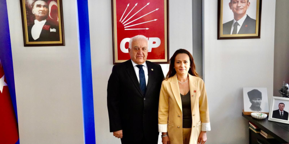 BECAN, MANİSA’DA: “BÖYLE BÜYÜYEN EKONOMİ OLUR MU?”