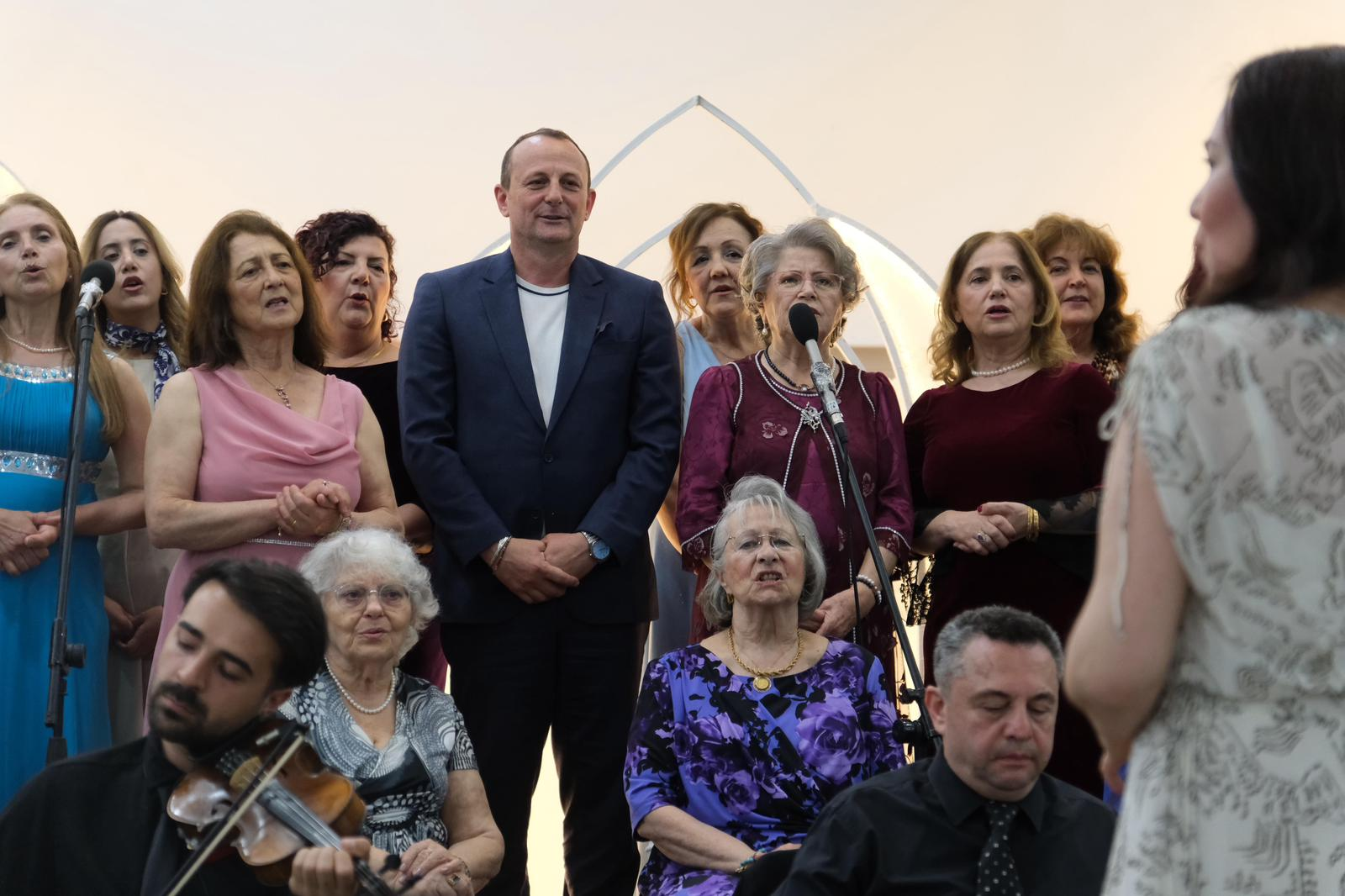 ÇİFTLİKKÖY’DE ANNELERE ÖZEL SANAT MÜZİĞİ GECESİ
