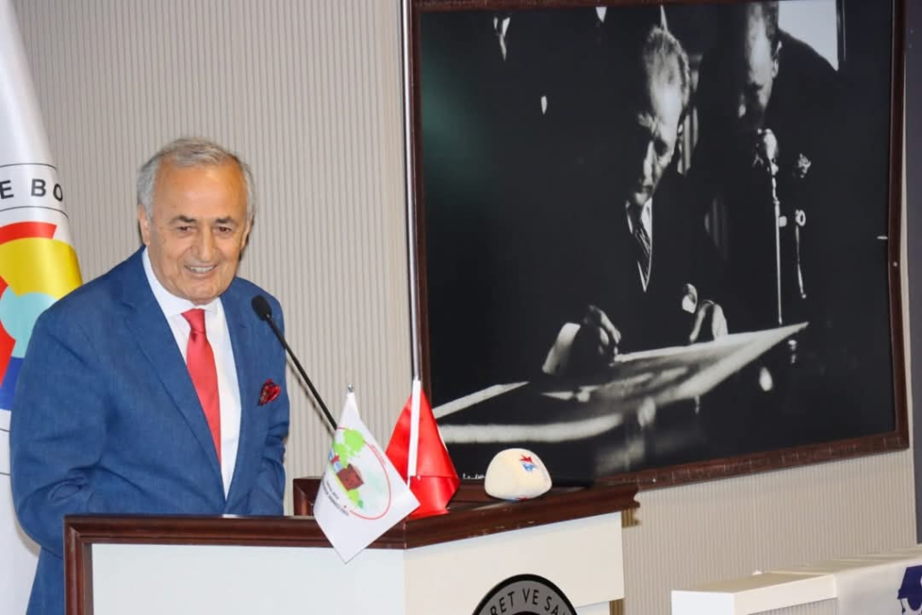 “Atatürk’ün Kütüphane Müdürünün Oğlundan Yalova’da Tarihe Işık Tutan Söyleşi”