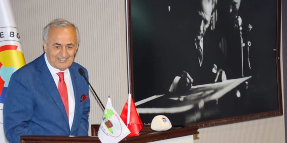 “Atatürk’ün Kütüphane Müdürünün Oğlundan Yalova’da Tarihe Işık Tutan Söyleşi”