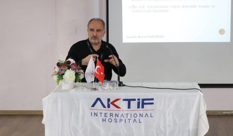 Çiftlikköy’de Kalp Sağlığı Seferberliği: “Çağımızın Vebası Kalp Krizi” Semineri Yoğun İlgi Gördü 1 Çiftlikköy’de Kalp Sağlığı Seminerine Yoğun İlgi
