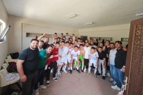 ÇİFTLİKKÖY BELEDİYE, ANKARA DEPLASMANINDA SON PERİYOTTA KAYBETTİ (76-66) 2 thumbnail