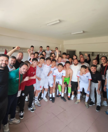 Çiftlikköy Belediyespor U-15 Takımı Türkiye Şampiyonası’nda Alkış Topladı 2 Çiftlikköy Belediyespor U-15 Takımı Türkiye Şampiyonası’nda Alkış Topladı