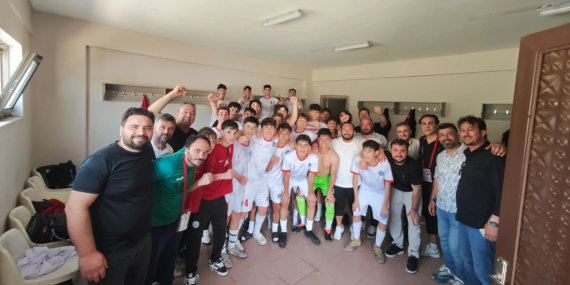 Çiftlikköy Belediyespor U-15 Takımı Türkiye Şampiyonası’nda Alkış Topladı 9 Çiftlikköy Belediyespor U-15 Takımı Türkiye Şampiyonası’nda Alkış Topladı