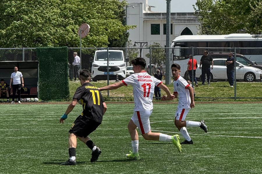 Çiftlikköy Belediyespor U-15 Takımı Türkiye Şampiyonası’nda Alkış Topladı