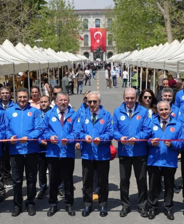 Yalova Üniversitesi’nden Türkiye Çapında Büyük Başarı: SosyalFest 2026’da Türkiye Üçüncülüğü 4 Yalova Üniversitesi’nden Türkiye Çapında Büyük Başarı: SosyalFest 2026’da Türkiye Üçüncülüğü