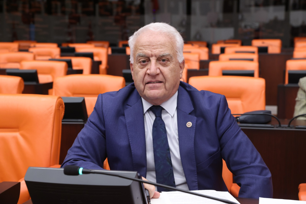 Tahsin Becan’dan Çarpıcı Açıklamalar: “Türkiye On Misli Fakirleşti, Çözüm Parlamenter Sisteme Dönüş”