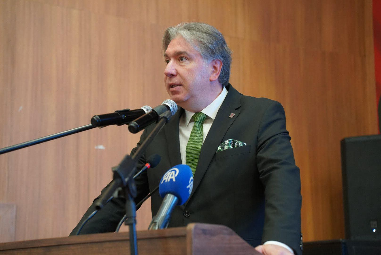 İznik Gölü İçin Ortak Akıl Buluşması: Bilim İnsanları ve Kurum Temsilcileri Gelecek Nesiller İçin Harekete Geçti 3 İznik Gölü İçin Ortak Akıl Buluşması: Bilim İnsanları ve Kurum Temsilcileri Gelecek Nesiller İçin Harekete Geçti