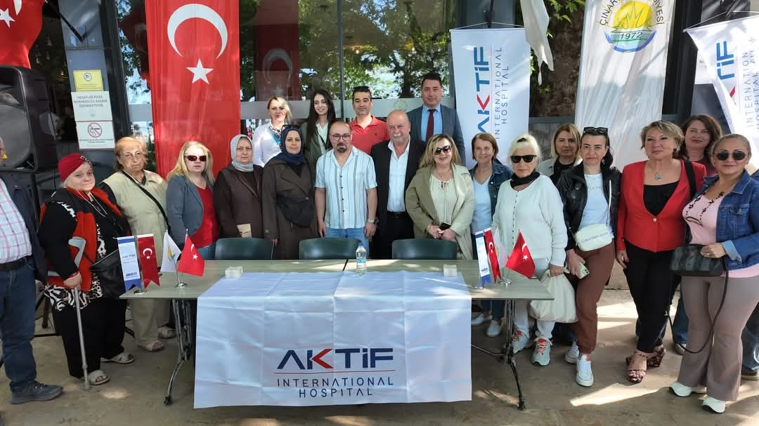 ÇINARCIK’TA SAĞLIK FARKINDALIĞI ATAĞI: AKUT VE KRONİK AĞRI YÖNETİMİ SEMİNERİ YOĞUN KATILIMLA GERÇEKLEŞTİ 6 ÇINARCIK’TA SAĞLIK FARKINDALIĞI ATAĞI: AKUT VE KRONİK AĞRI YÖNETİMİ SEMİNERİ YOĞUN KATILIMLA GERÇEKLEŞTİ