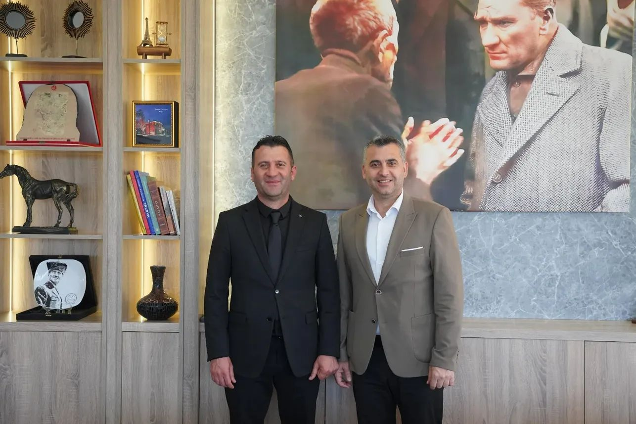 YALOVA’DA ESNAF İÇİN GÜÇ BİRLİĞİ: YESO’DAN BANKACILIK, YEREL YÖNETİM VE TİCARET KURUMLARIYLA STRATEJİK HAMLELER 8 YALOVA’DA ESNAF İÇİN GÜÇ BİRLİĞİ: YESO’DAN BANKACILIK, YEREL YÖNETİM VE TİCARET KURUMLARIYLA STRATEJİK HAMLELER