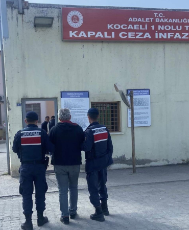 FETÖ Hükümlüsü Çiftlikköy’de Yakalandı: 6 Yıl 3 Ay Kesinleşmiş Hapis Cezası Bulunuyordu 4 FETÖ Hükümlüsü Çiftlikköy’de Yakalandı: 6 Yıl 3 Ay Kesinleşmiş Hapis Cezası Bulunuyordu