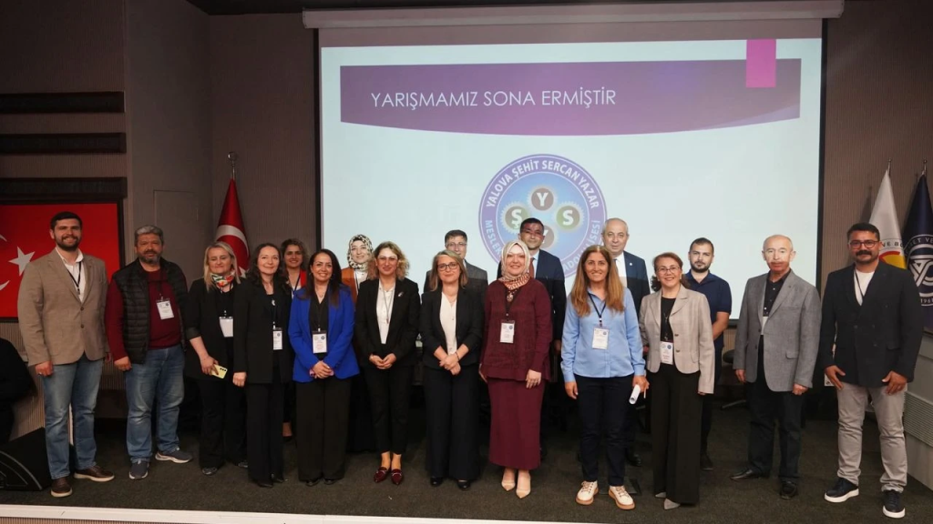 Yalova Benim Kentimdir Bilgi Yarışmasında Şampiyon Sugören İsmet Koçhan Ortaokulu Oldu: Gençler Kent Kültüründe Yarıştı