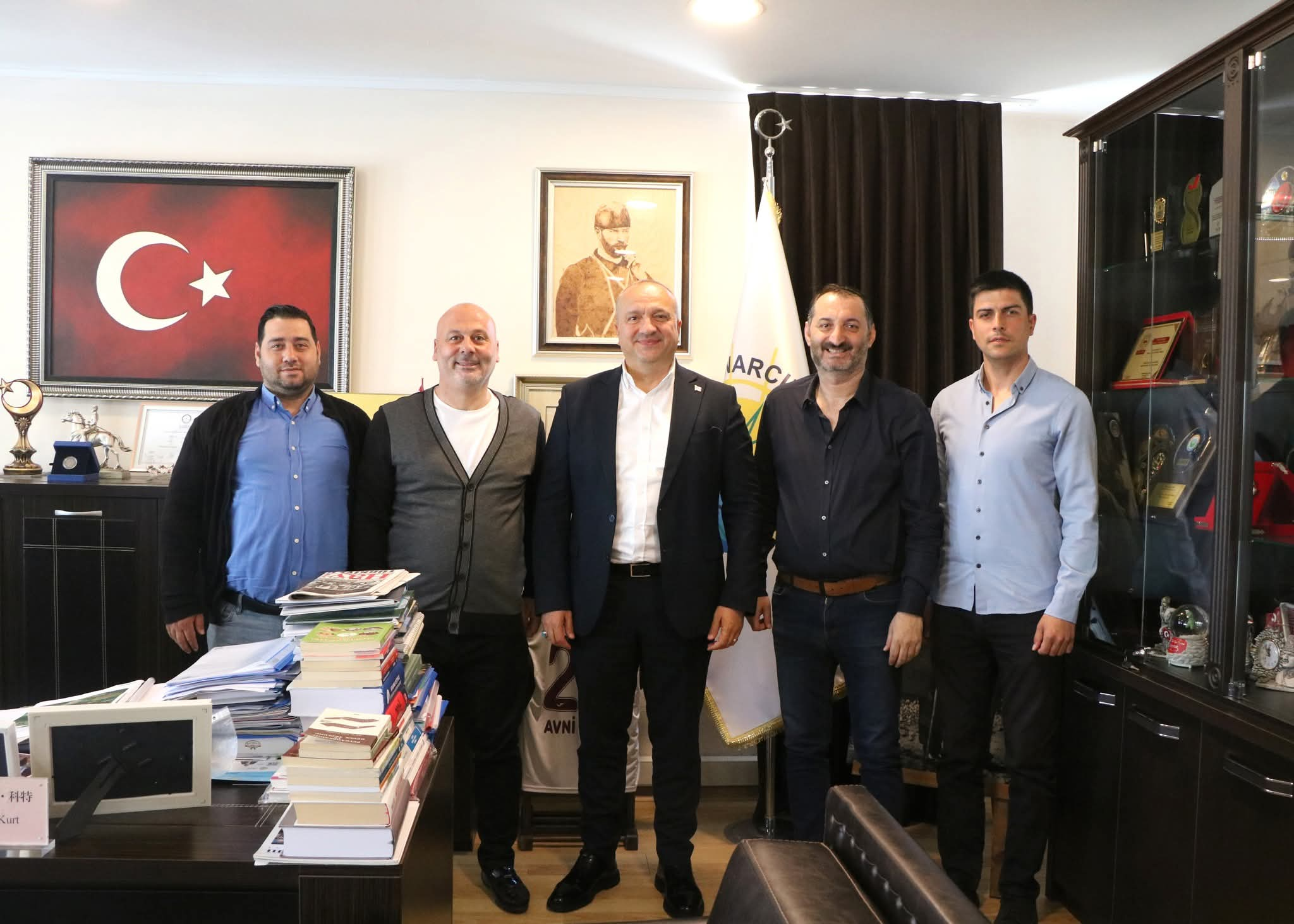 Çınarcık Belediyespor’da Yeni Dönem: Teknik Direktörlük Görevine Kürşat Özkan Getirildi