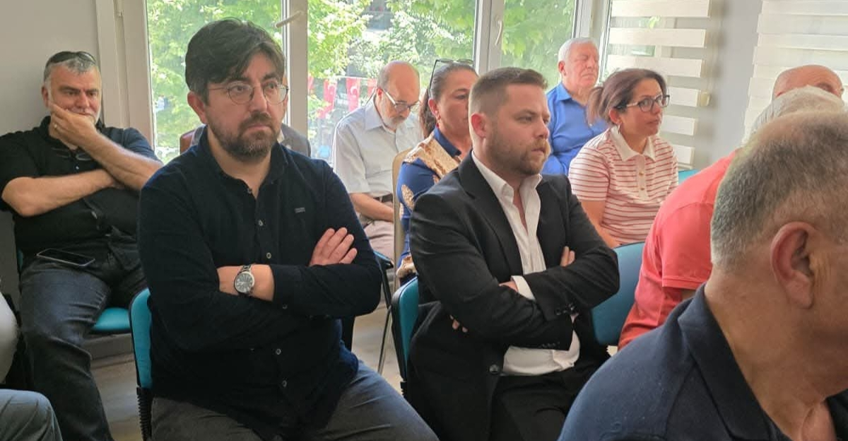 İYİ Parti Yalova Teşkilatı’ndan “Sahadan Sandığa” Hamlesi: Eğitim Programı ve Esnaf Ziyaretleriyle Güçlü Mesaj