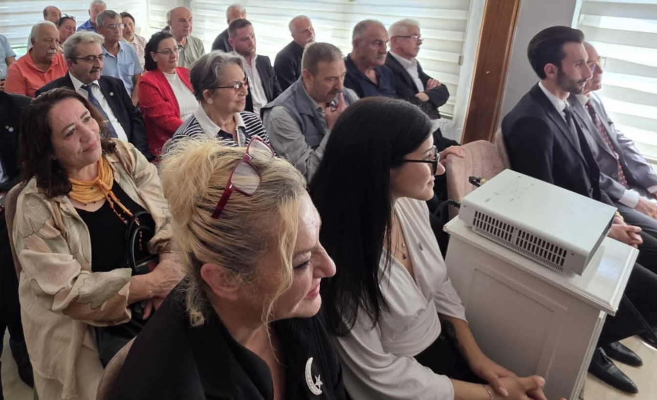 İYİ Parti Yalova Teşkilatı’ndan “Sahadan Sandığa” Hamlesi: Eğitim Programı ve Esnaf Ziyaretleriyle Güçlü Mesaj