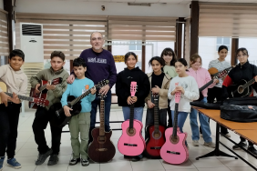 Çiftlikköy Belediyesi Ücretsiz Gitar Kursu Öğrencileri Yıl Sonu Konserinde Sahne Alacak