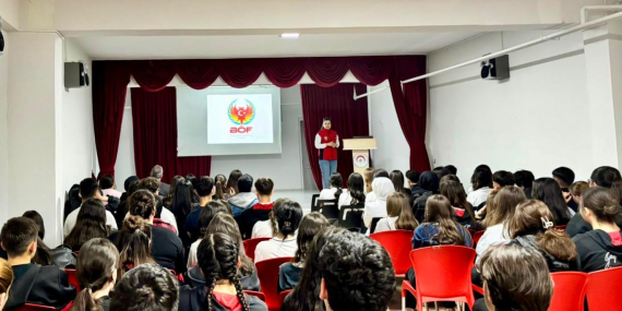 Yalova Emniyeti’nden Gençlere Terörle Mücadele Eğitimi