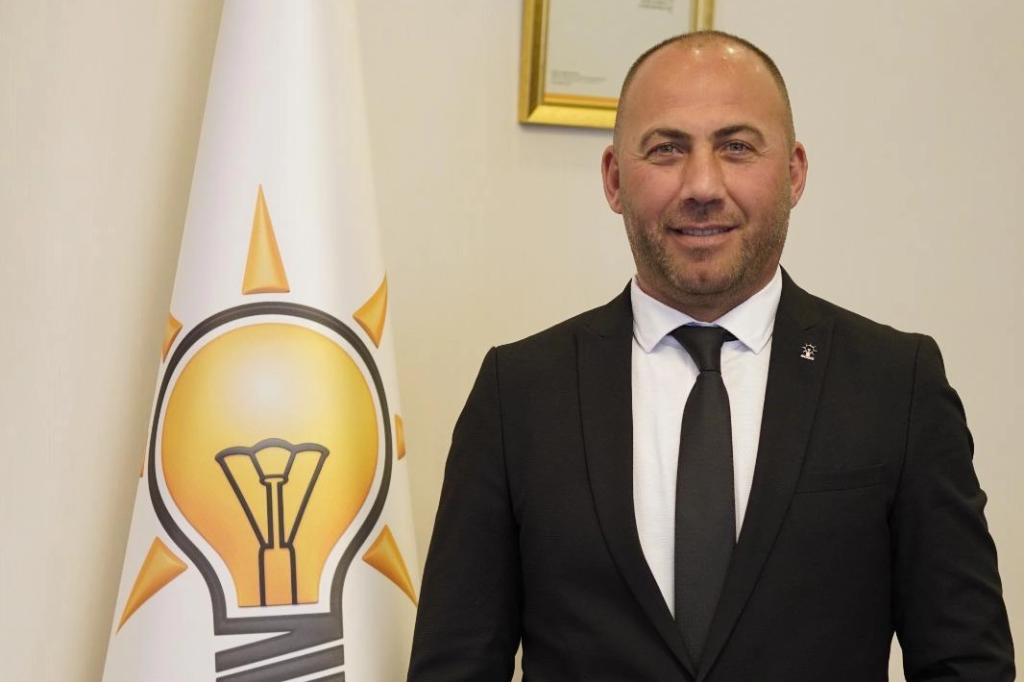 Çınarcık Belediyesi’nin Makam Aracı Tartışması Gündemde: