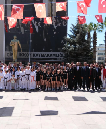 ÇİFTLİKKÖY’DE 19 MAYIS COŞKUSU YAŞANDI