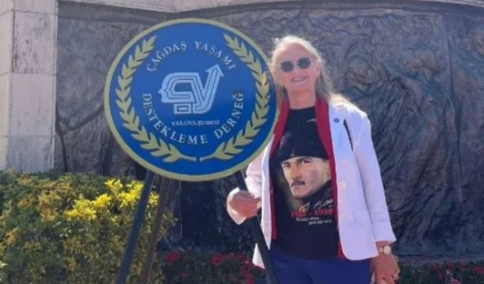 Yalova’da 19 Mayıs Coşkusu: ÇYDD’den Çelenk Töreni 5 Yalova’da 19 Mayıs Coşkusu: ÇYDD’den Çelenk Töreni