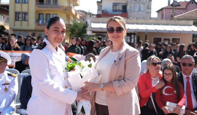 Altınova’da 19 Mayıs Coşkusu: Gençlerin Gösterileri Büyük Alkış Aldı