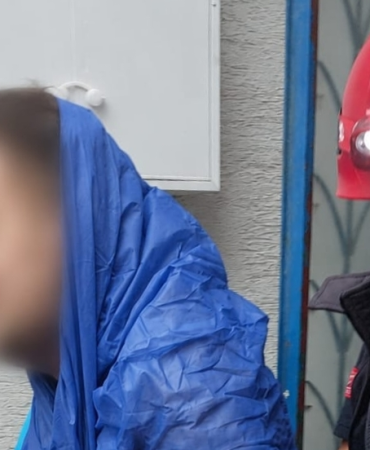 Odunluk Çöktü, Vatandaş Enkaz Altında Mahsur Kaldı 9 Odunluk Çöktü, Vatandaş Enkaz Altında Mahsur Kaldı