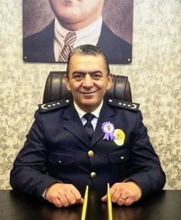 Altınova Emniyeti’nde Görev Değişimi: Halis Kürşat Seçer Polis Başmüfettişi Oldu 10 Altınova Emniyeti’nde Görev Değişimi: Halis Kürşat Seçer Polis Başmüfettişi Oldu