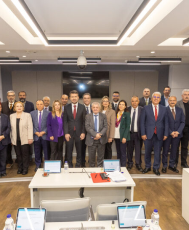 Basın İlan Kurumu Genel Kurulu Tamamlandı: Resmi İlanlar, Destek Politikaları ve Mali Düzenlemelerde Yeni Dönem Başlıyor 4 Basın İlan Kurumu Genel Kurulu Tamamlandı: Resmi İlanlar, Destek Politikaları ve Mali Düzenlemelerde Yeni Dönem Başlıyor