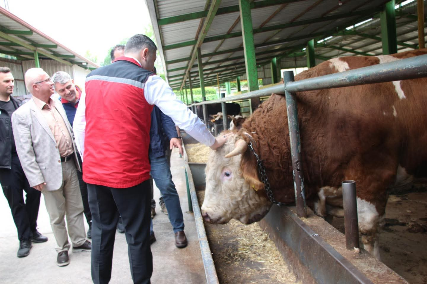 Yalova İl Tarım ve Orman Müdürü Mustafa İlmeç’ten Kritik Temaslar: 8 Yalova İl Tarım ve Orman Müdürü Mustafa İlmeç’ten Kritik Temaslar:
