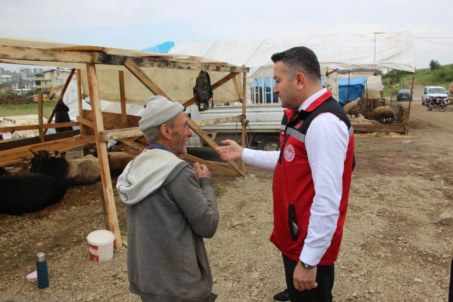 Yalova İl Tarım ve Orman Müdürü Mustafa İlmeç’ten Kritik Temaslar: 11 Yalova İl Tarım ve Orman Müdürü Mustafa İlmeç’ten Kritik Temaslar: