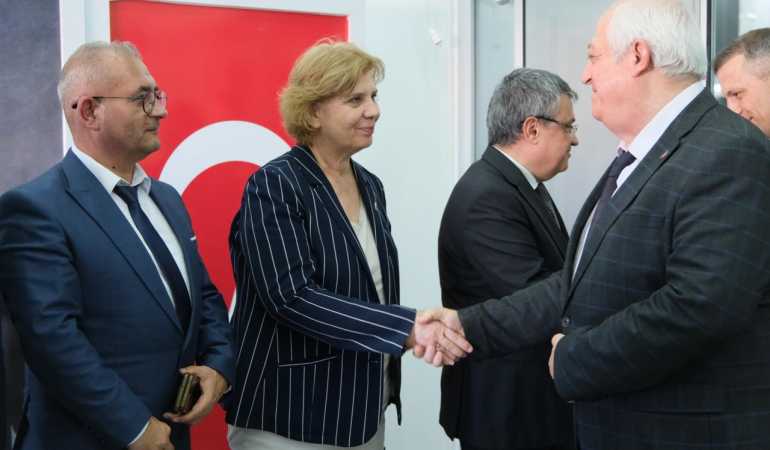 ÇİFTLİKKÖY’DE BAYRAMLAŞMA TÖRENİ YAPILDI 1 ÇİFTLİKKÖY’DE BAYRAMLAŞMA TÖRENİ YAPILDI