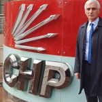 Sinan Giray’dan Kimlik Siyaseti Eleştirisi: “Siyaset Mezhep ve Etnik Kimlikler Üzerinden Değil, Fikirler Üzerinden Yapılmalı” 22 Sinan Giray’dan Kimlik Siyaseti Eleştirisi: “Siyaset Mezhep ve Etnik Kimlikler Üzerinden Değil, Fikirler Üzerinden Yapılmalı”