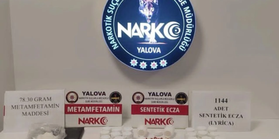 Yalova’da Uyuşturucu Operasyonu: 3 Şüpheli Tutuklandı, Binlerce Hap ve Uyuşturucu Madde Ele Geçirildi 43 Yalova’da Uyuşturucu Operasyonu: 3 Şüpheli Tutuklandı, Binlerce Hap ve Uyuşturucu Madde Ele Geçirildi