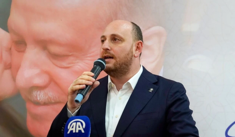 AK Parti Yalova Bayramlaşmasında Gündem Siyaset Oldu: Ahmet Büyükgümüş’ten CHP’ye Sert Eleştiriler 6 AK Parti Yalova Bayramlaşmasında Gündem Siyaset Oldu: Ahmet Büyükgümüş’ten CHP’ye Sert Eleştiriler