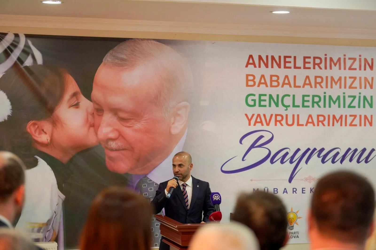 AK Parti Yalova Bayramlaşmasında Gündem Siyaset Oldu: Ahmet Büyükgümüş’ten CHP’ye Sert Eleştiriler 6 AK Parti Yalova Bayramlaşmasında Gündem Siyaset Oldu: Ahmet Büyükgümüş’ten CHP’ye Sert Eleştiriler