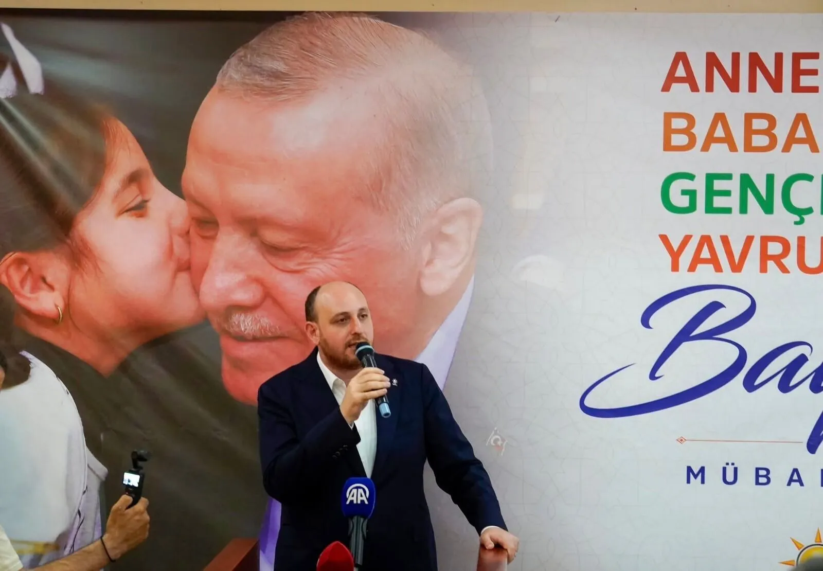 AK Parti Yalova Bayramlaşmasında Gündem Siyaset Oldu: Ahmet Büyükgümüş’ten CHP’ye Sert Eleştiriler 9 AK Parti Yalova Bayramlaşmasında Gündem Siyaset Oldu: Ahmet Büyükgümüş’ten CHP’ye Sert Eleştiriler