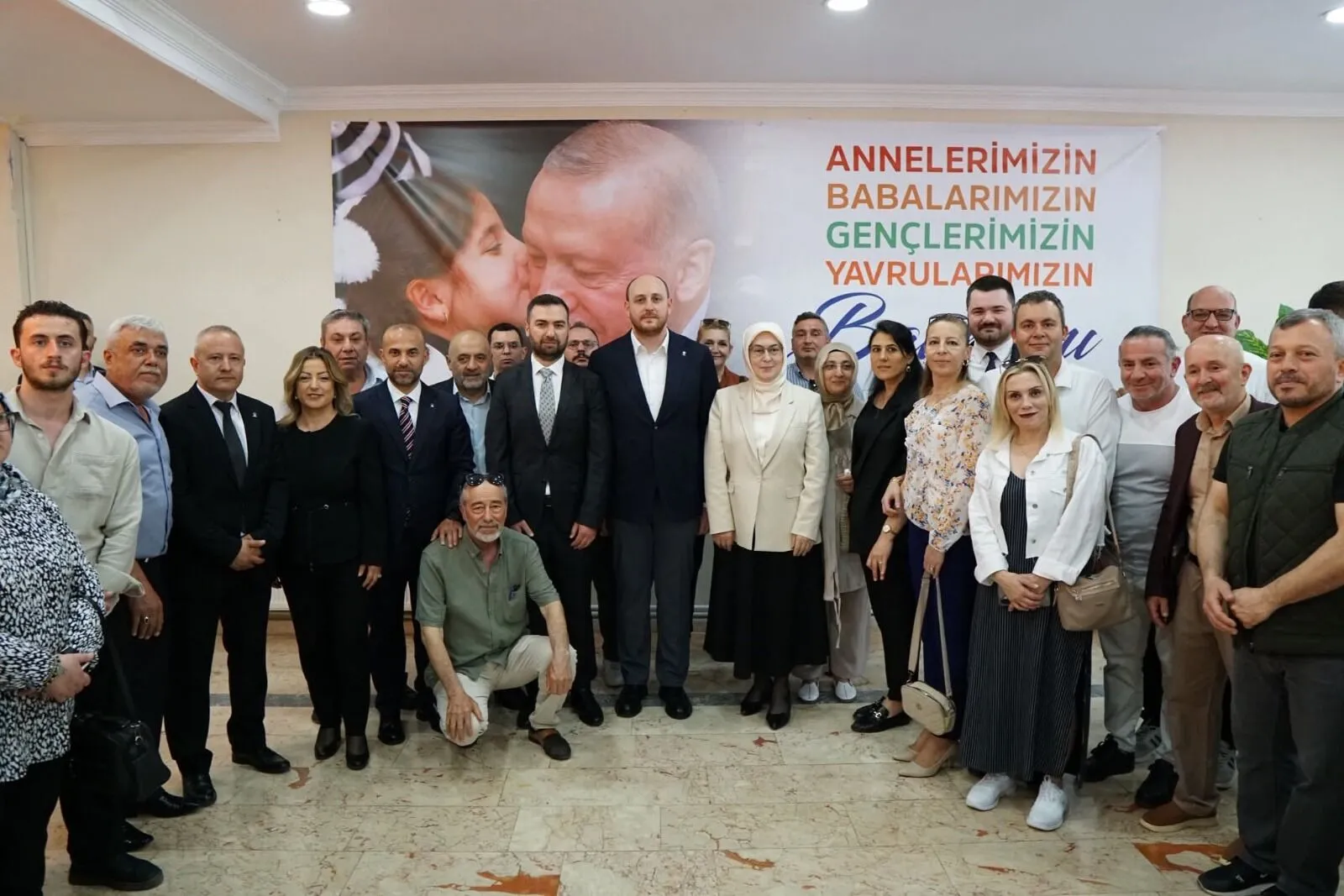 AK Parti Yalova Bayramlaşmasında Gündem Siyaset Oldu: Ahmet Büyükgümüş’ten CHP’ye Sert Eleştiriler 10 AK Parti Yalova Bayramlaşmasında Gündem Siyaset Oldu: Ahmet Büyükgümüş’ten CHP’ye Sert Eleştiriler