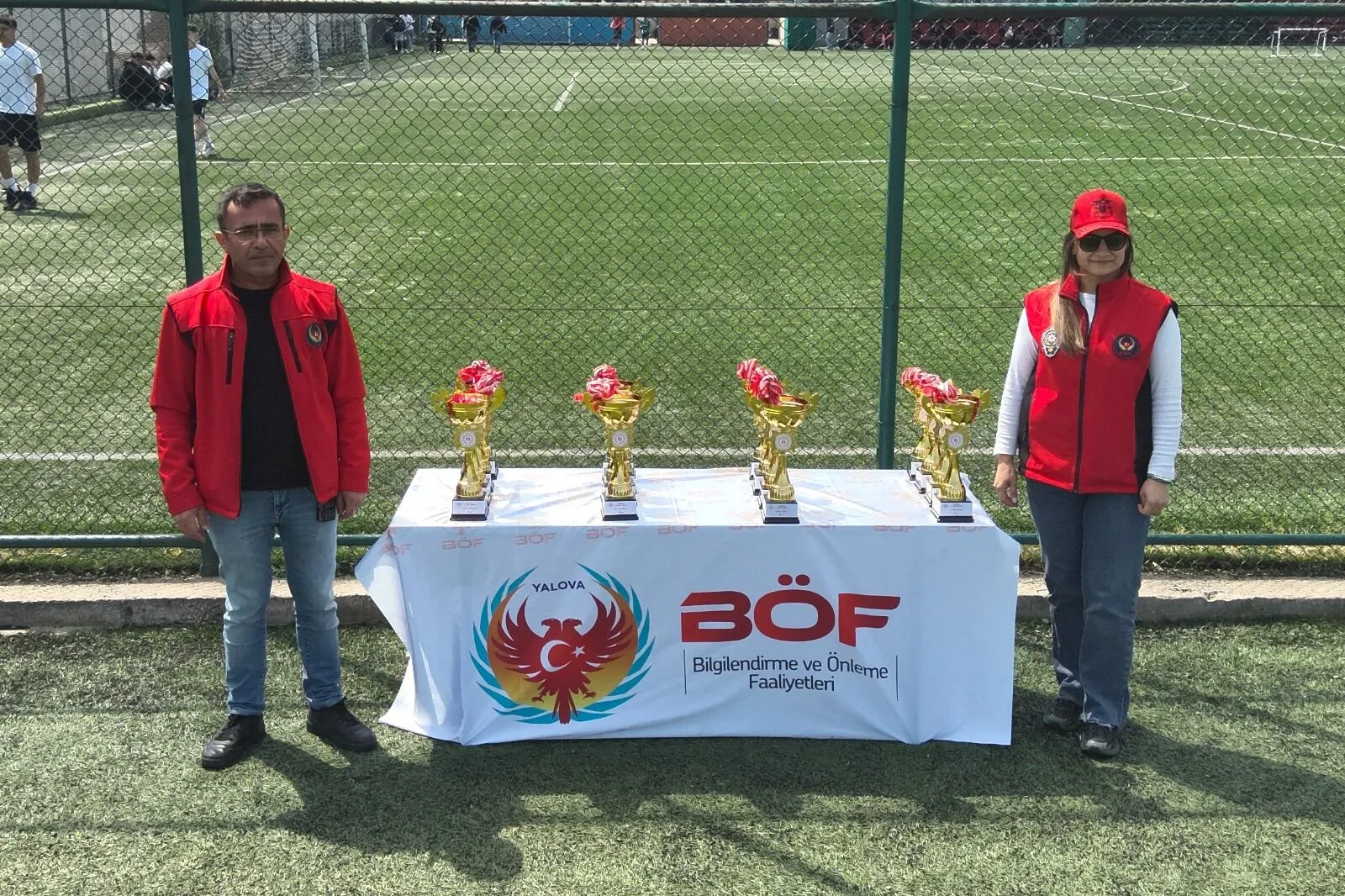 Lise Öğrencileri Sahada Buluştu: “Gençler Sporda, Gelecek Emniyette” Turnuvası Büyük İlgi Gördü