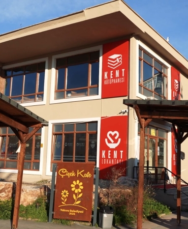 YALOVA’DA ÖĞRENCİLER İÇİN KÜTÜPHANE SAATLERİ UZATILDI