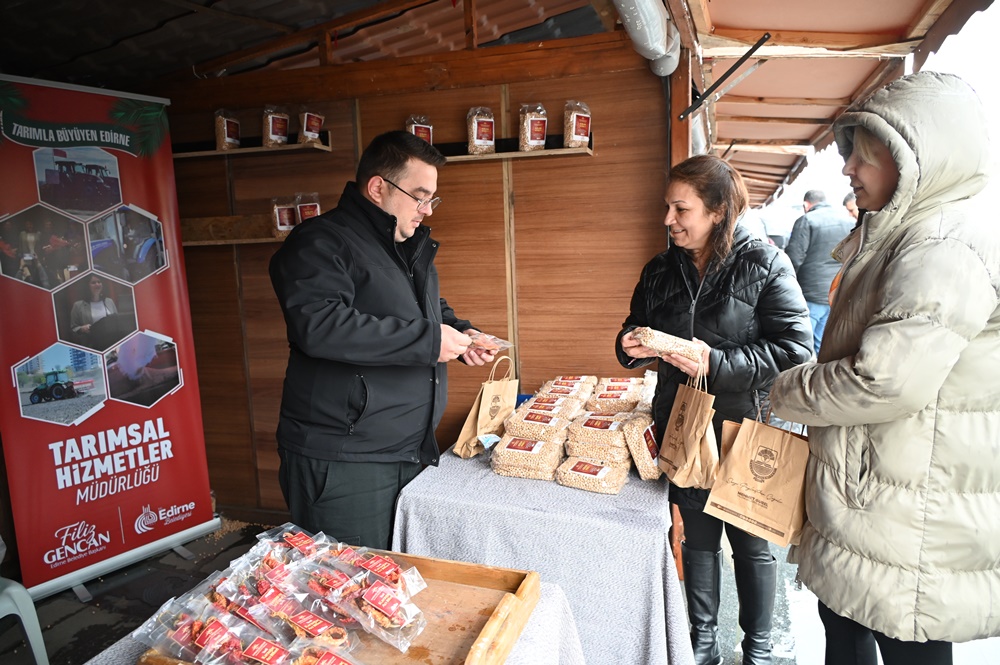 YALOVA’NIN ATA TOHUMLARI TÜRKİYE’NİN DÖRT BİR YANINA YAYILIYOR