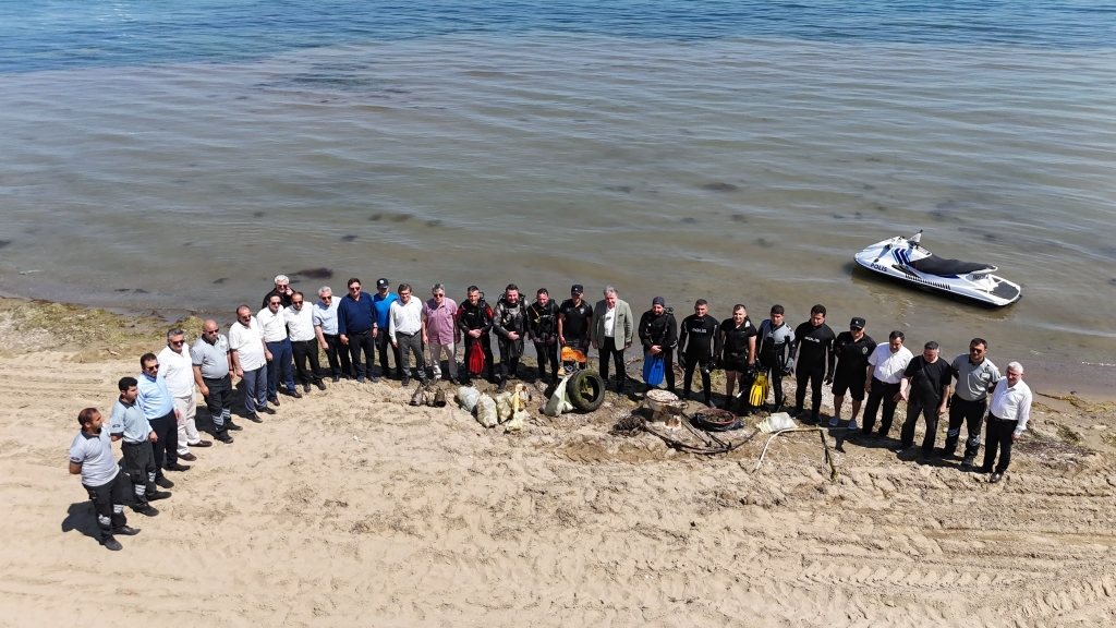 Marmara Denizi İçin Dev Seferberlik: Yalova Üniversitesi ve Kamu Kurumları Deniz Dibi ile Kıyıları Temizledi
