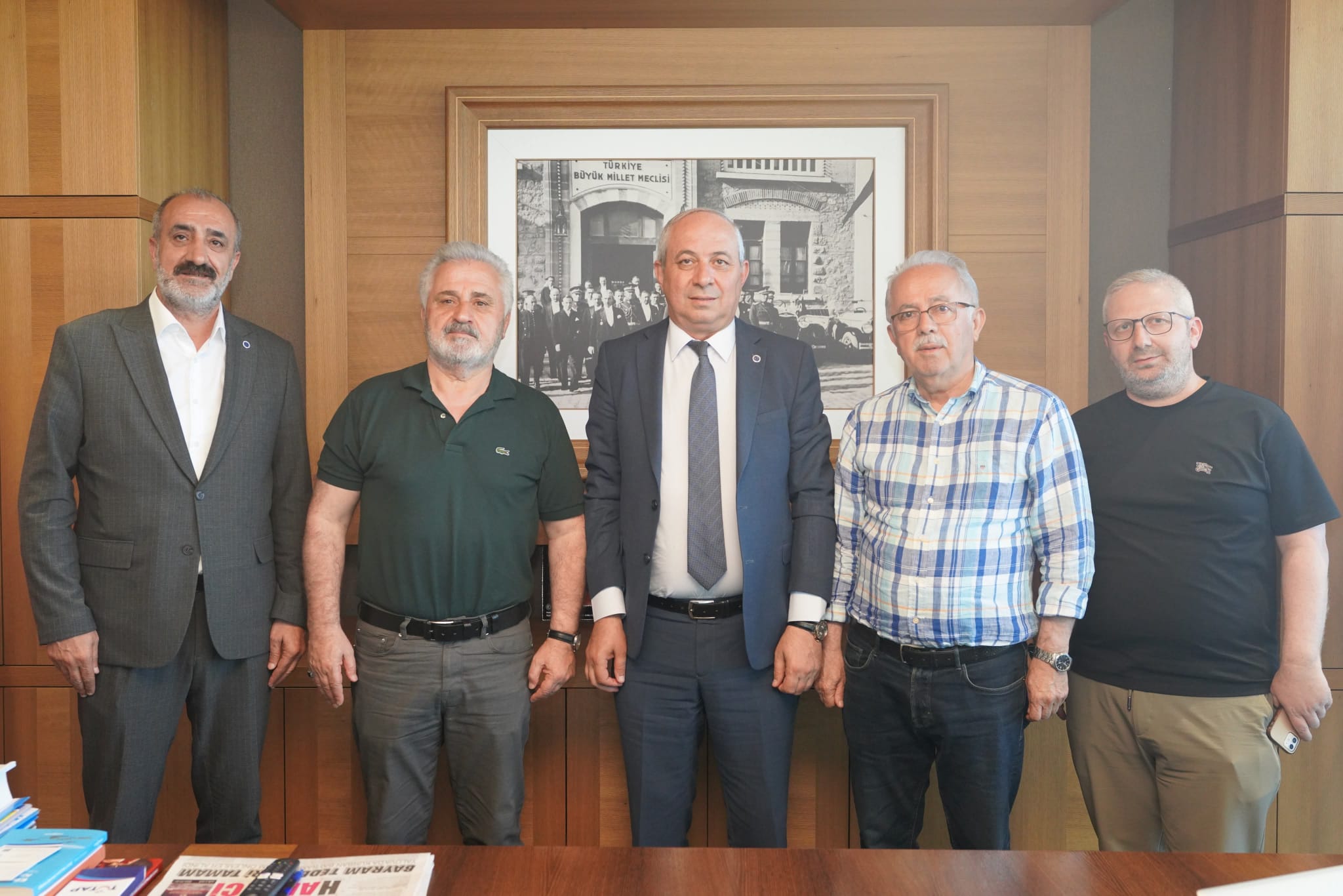 YTSO’DA YOĞUN TEMAS TRAFİĞİ: FİNANSMAN, MEDYA, GELENEKSEL SANATLAR VE EKONOMİ MASAYA YATIRILDI 7 YTSO’DA YOĞUN TEMAS TRAFİĞİ: FİNANSMAN, MEDYA, GELENEKSEL SANATLAR VE EKONOMİ MASAYA YATIRILDI