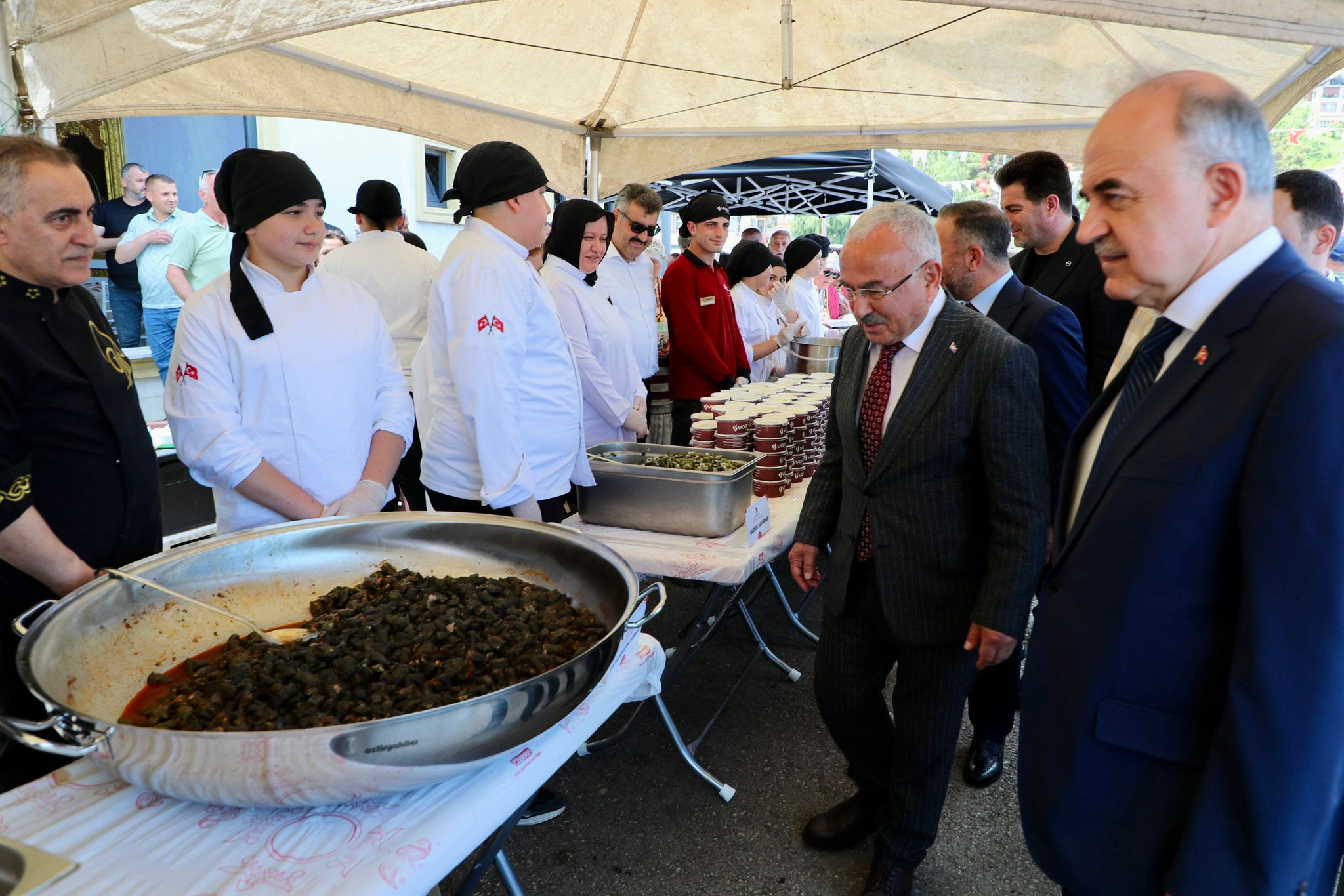 Türk Mutfağı Haftası Ordu’da Coşkuyla Kutlandı: “Bir Sofrada Miras” Teması Büyük İlgi Gördü 11 Türk Mutfağı Haftası Ordu’da Coşkuyla Kutlandı: “Bir Sofrada Miras” Teması Büyük İlgi Gördü