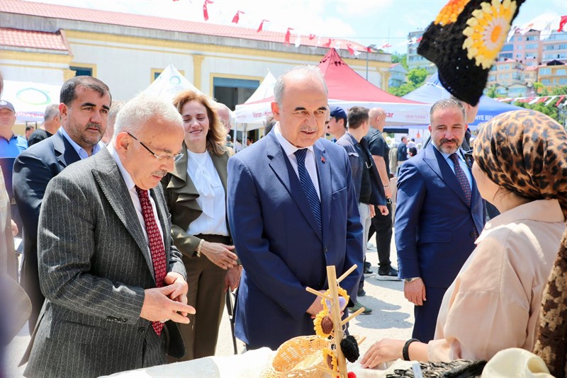 Türk Mutfağı Haftası Ordu’da Coşkuyla Kutlandı: “Bir Sofrada Miras” Teması Büyük İlgi Gördü 4 Türk Mutfağı Haftası Ordu’da Coşkuyla Kutlandı: “Bir Sofrada Miras” Teması Büyük İlgi Gördü