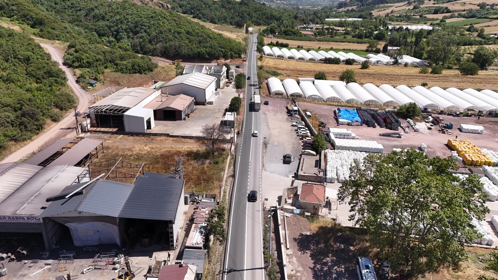 Yalova’da Köy Yollarında Trafik Güvenliğini Artıran Çalışma: Taşköprü-Kılıç Köyü Yolunda Çizgi Uygulaması Tamamlandı