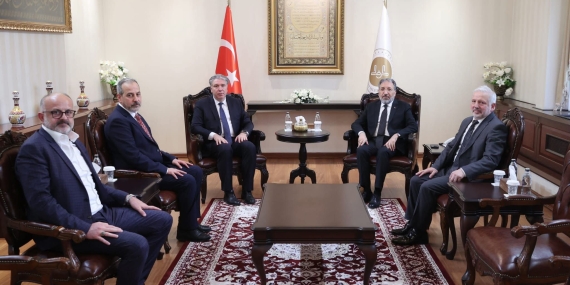 Diyanet İşleri Başkanı Safi Arpaguş’a Yalova Üniversitesi Heyetinden Ziyaret 15 Diyanet İşleri Başkanı Safi Arpaguş’a Yalova Üniversitesi Heyetinden Ziyaret